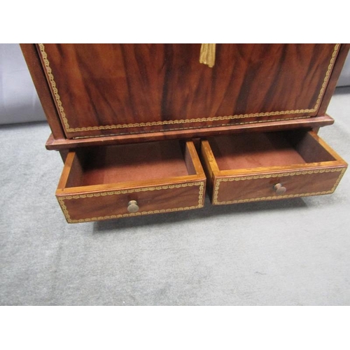 1458 - LEATHER BOUND JEWELLERY CHEST, 30CM W