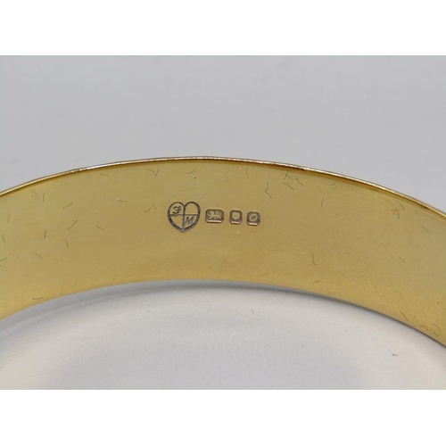 1496 - 22CT GOLD ON SILVER ENGRAVED BRACELET