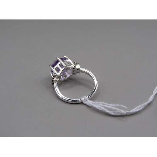 1585 - SILVER AMETHYST AND GARNET SET RING, SIZE N