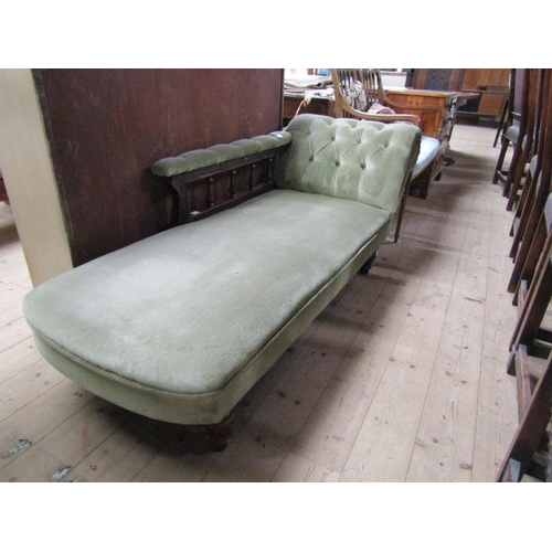 1966 - VICTORIAN UPHOLSTERED CHAISE LONGUE 170 cms L