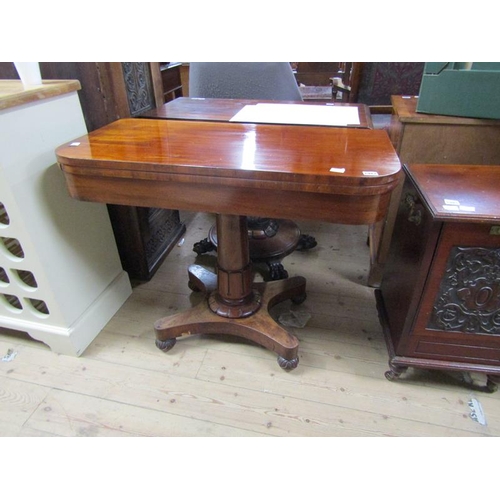 1982 - 19c FIGURED MAHOGANY FOLD OVER PEDESTAL CARD TABLE 93 x 72 cms