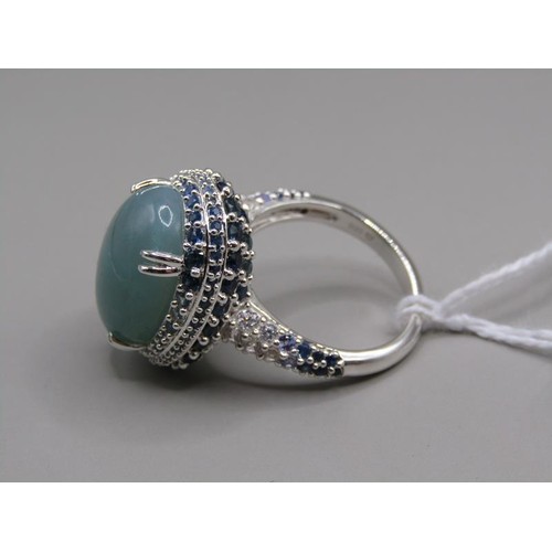 1618 - SILVER AQUAPRASE AND GEM STONE SET RING