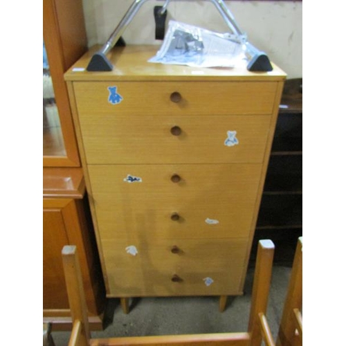 630 - PEDESTAL CHEST