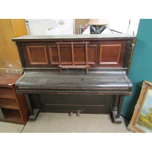 1012 - UPRIGHT PIANO