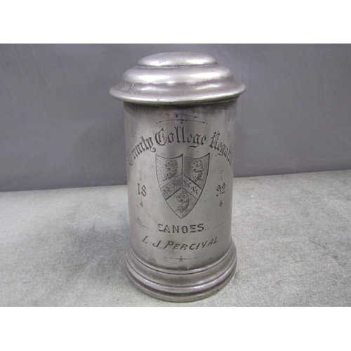 1335 - VICTORIAN TRINITY COLLEGE REGATTA PEWTER TANKARD, 16CM H