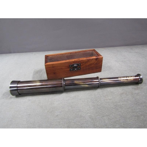 1348 - BRASS TELESCOPE IN GLAZED WOODEN CASE, 17CM W