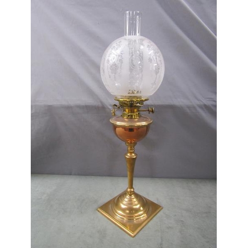 1370 - COPPER OIL LAMP WITH ETCHED GLASS SHADE AND FUNNEL, 68CM H