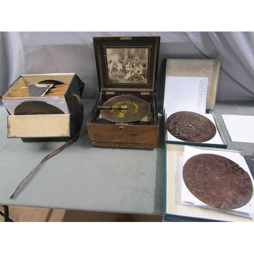 1395 - EARLY 20C CASED POLYPHONE, CASE 31CM AND DISCS