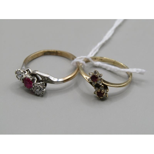 1487 - TWO 9ct STONE SET CROSSOVER RINGS