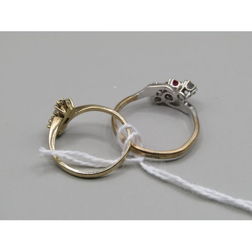 1487 - TWO 9ct STONE SET CROSSOVER RINGS