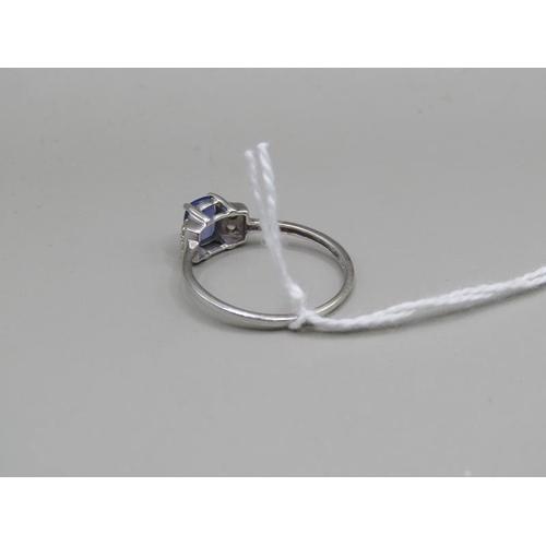 1510 - 9ct WHITE GOLD STONE SET RING