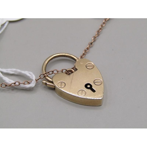 1546 - 9ct GOLD CHAIN BRACELET WITH HEART SHAPED LOCKET - TOTAL 67g