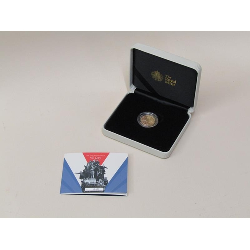 1564 - 75th ANNIVERSARY OF VE DAY COMMEMORATIVE SOVEREIGN 649/750