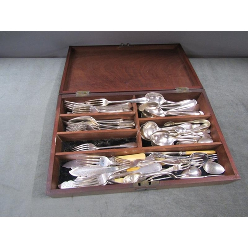 1733 - CUTLERY BOX AND CONTENTS