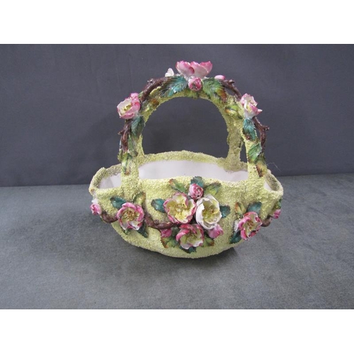 1803 - JOHN BEVINGTON FLOWER ENCRUSTED BASKET, 19cms W