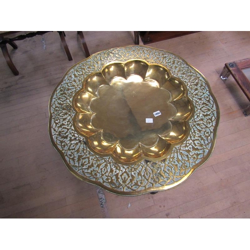 1894 - 19C ORIENTAL BRASS TRAY TOP TABLE WITH CARVED WOOD FOLDING FRAME, 52CM H