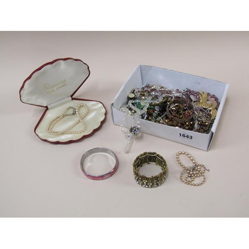 1643 - TRAY OF MIXED COSTUME JEWELLERY, BEADS, BANGLES ETC.