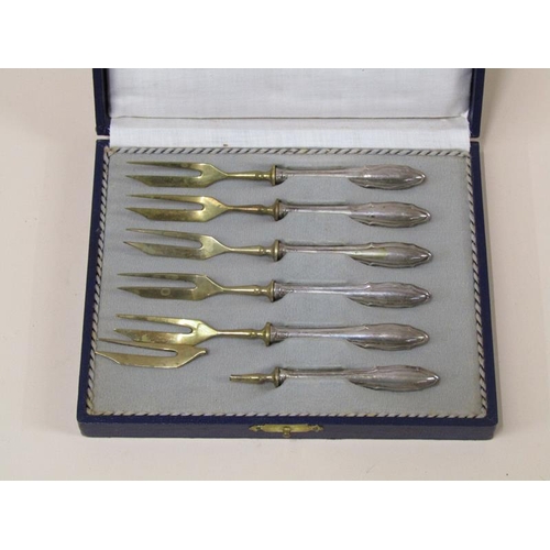 1648 - PAIR OF SILVER FILLED SHORT STICKS, CHEESE KNIFE, BABY SPOON, PUSHER, BOX OF FORKS