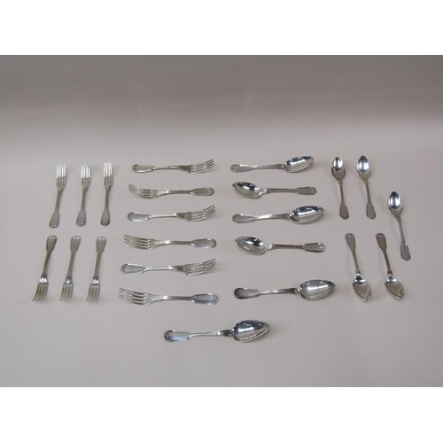 1670 - BOX OF CONTINENTAL SILVER CUTLERY 45ozt