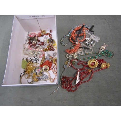 1768E - BOX OF MIXED BEADS, NECKLACES, BROOCHES ETC.