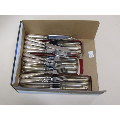 1689A - BOX SILVER HANDLED CUTLERY