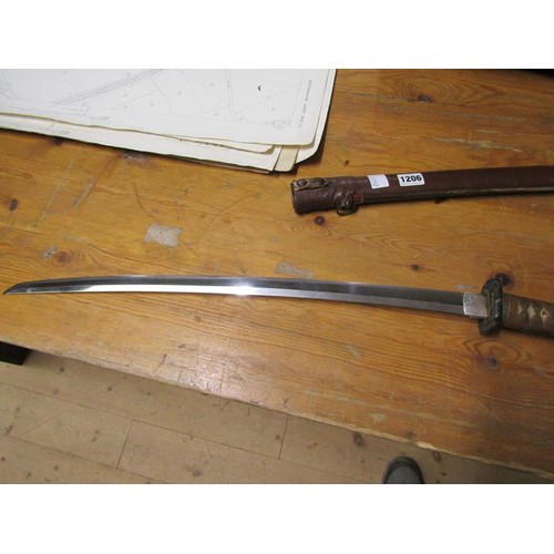 1206 - JAPANESE SWORD, 61CM BLADE, 86CM L OVERALL WITH A LEATHER SHEATH