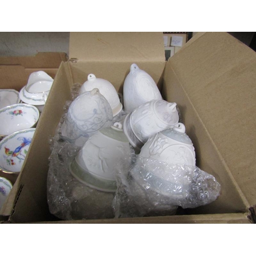 63 - BOX OF LLADRO CHRISTMAS BELLS