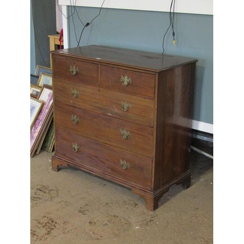 599 - GEORGIAN MAHOGANY CHEST OF TWO SHORT AND THREE LONG DRAWERS