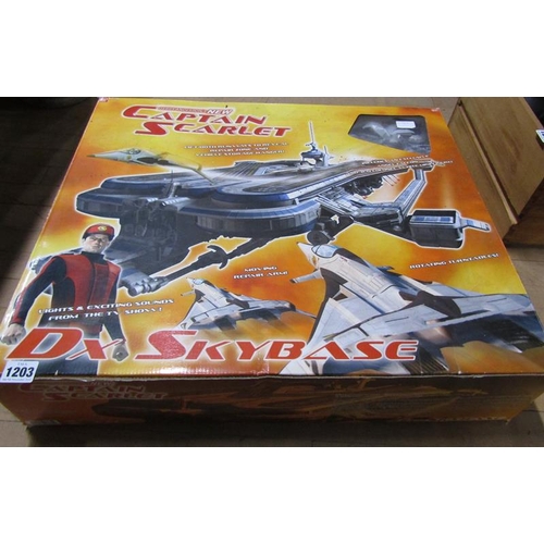 1203 - BOXED CAPTAIN SCARLET DX SKYBASE