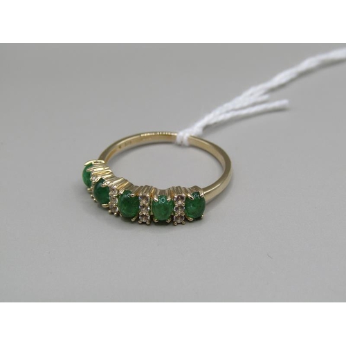 1512 - GOLD FIVE STONE EMERALD RING SIZE P 1/2