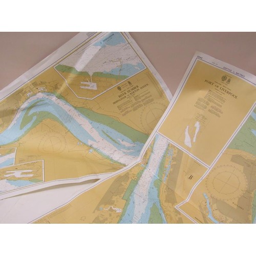 1155 - COLLECTION OF APPROX 65 NAVIGATIONAL CHARTS - VARIOUS WORLD WIDE LOCATIONS, PRINTED APRIL 1993