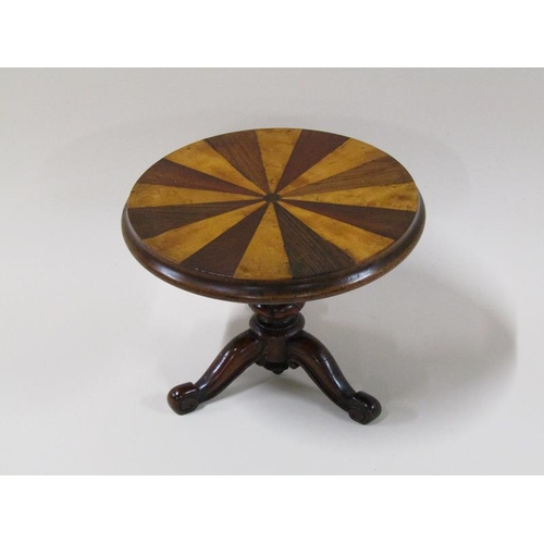 1459 - A 19c mahogany circular pedestal tripod table, the circular table top patera inlaid with rosewood, s... 