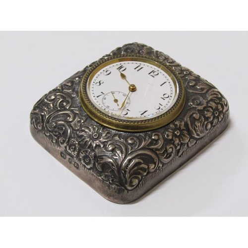 1625 - A late Victorian travelling clock with embossed silver casing and Swiss movement, London 1898, 6.5cm... 