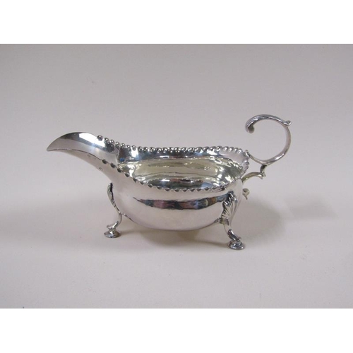 1732 - A late Georgian silver sauce boat, London 1814, 3.1ozt, 14.5cm w.