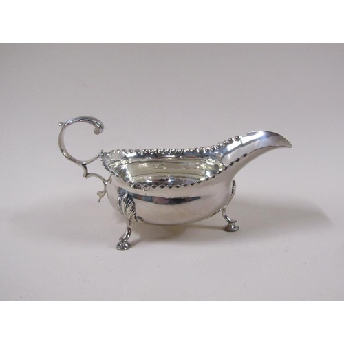 1732 - A late Georgian silver sauce boat, London 1814, 3.1ozt, 14.5cm w.