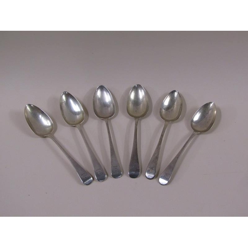 1761 - A set of six early 20c silver dessert spoons, Sheffield 1911, 10.7ozt.