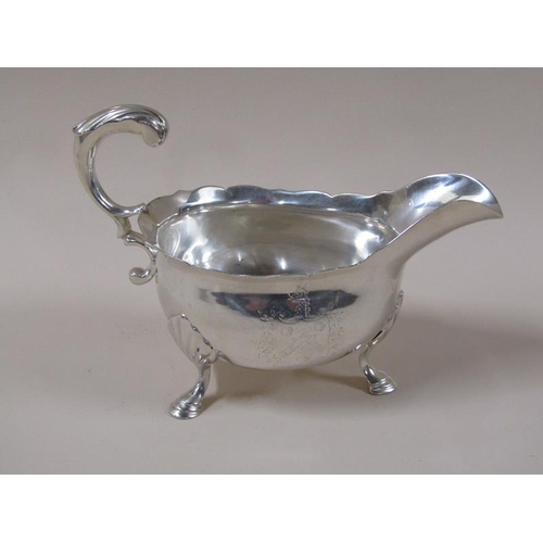 1764 - A pair of George II sauce boats, c.1745, 14.6ozt, each 16.5cm w.