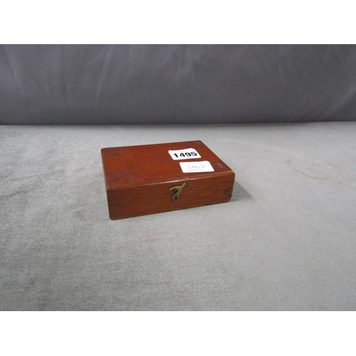 1495 - Boxed chemical scale weights in grains, box 12cms w