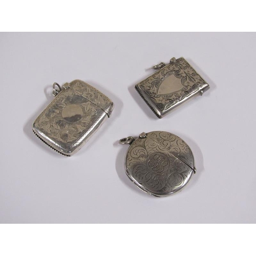 1514 - Three silver vesta cases