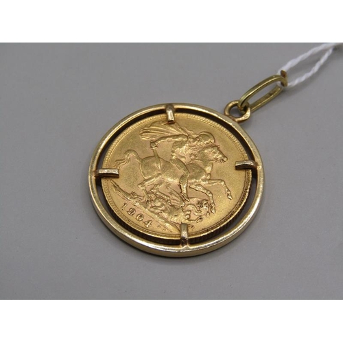 1516 - 1904 gold sovereign in 9ct gold mount