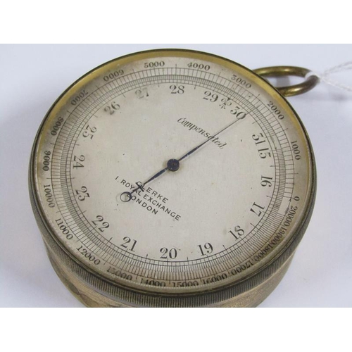 1526 - Clerke of London compensated altimeter in brass case, 7cm diam