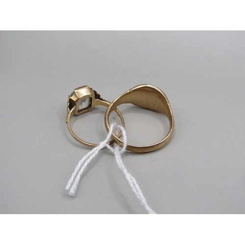 1643 - Two 9ct gold signet rings, 8g