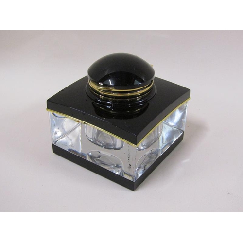 1667 - Mont Blanc inkwell in presentation box