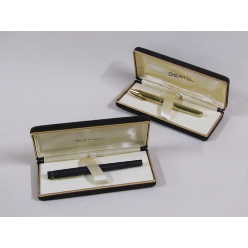 1698 - Two Sheaffer fountain pens in cases