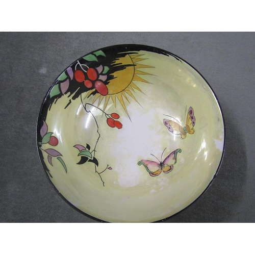 1993 - Shelley lustre bowl with flowers and butterflies, 15cm diam.