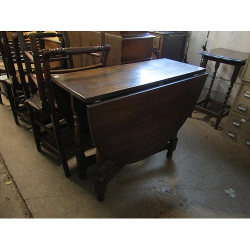 511 - OAK DROP LEAF TABLE