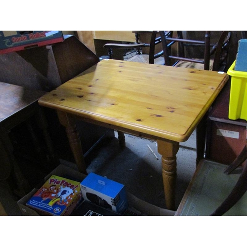 534 - MODERN PINE TABLE