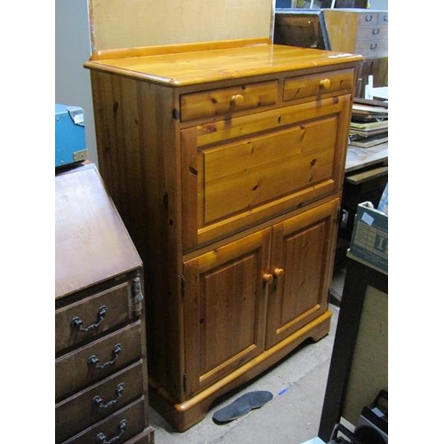 536 - PINE CUPBOARD