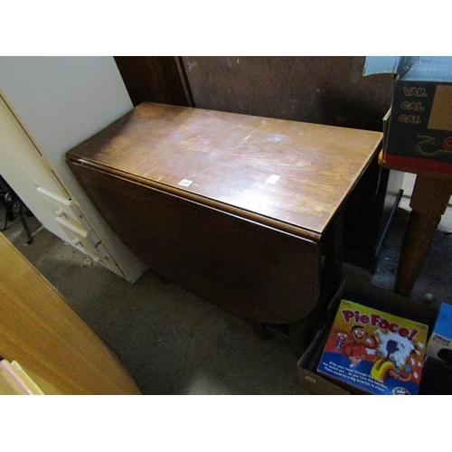 545 - OAK DROP LEAF TABLE