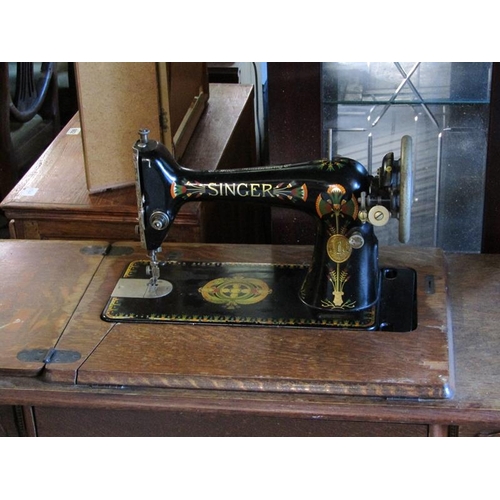 661 - SINGER TREADLE SEWING MACHINE